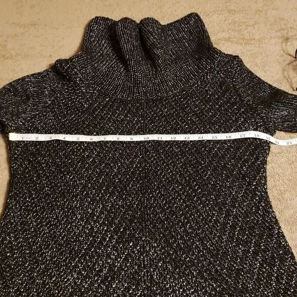 White House Black Market medium sweater - Picture 6 of 9